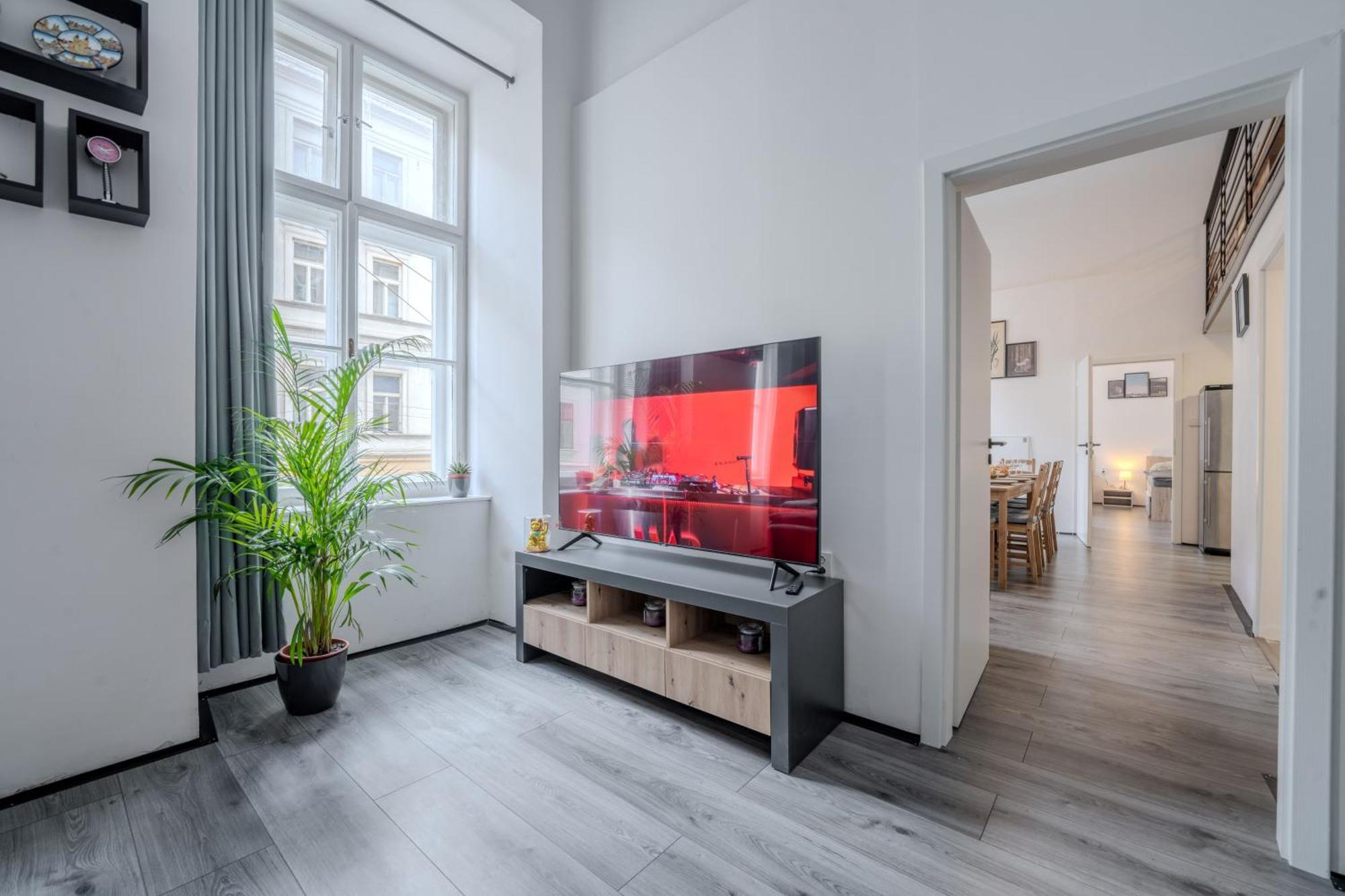 Apartment Stunning & Spacious 2bdr In Center Prague1 *