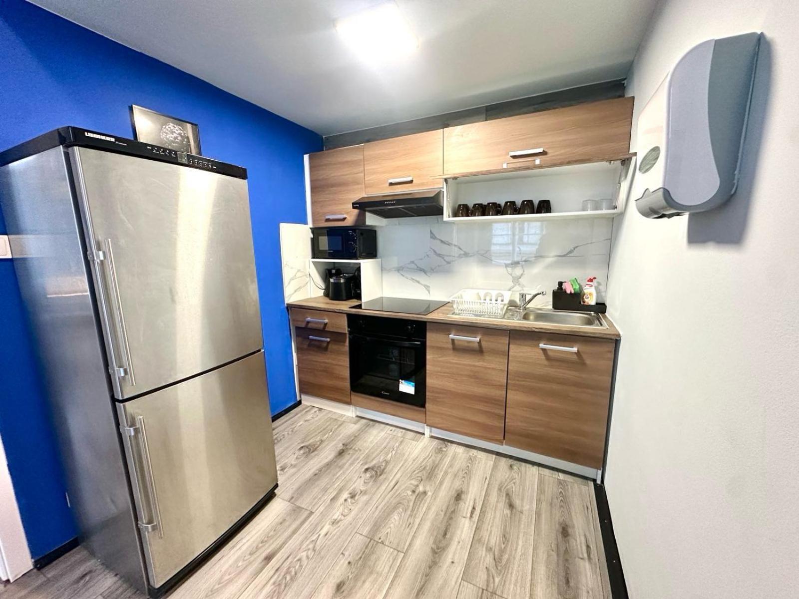 Stunning & Spacious 2bdr In Center Prague1 Apartment *
