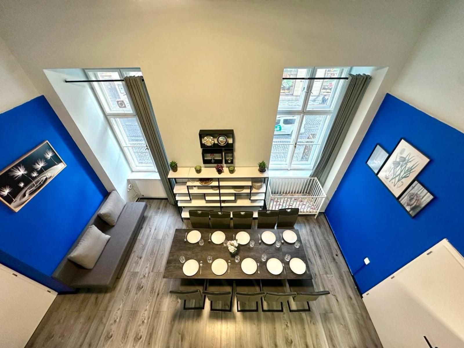 Apartment Stunning & Spacious 2bdr In Center Prague1